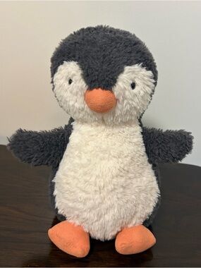 9 inch peanut penguin jellycat